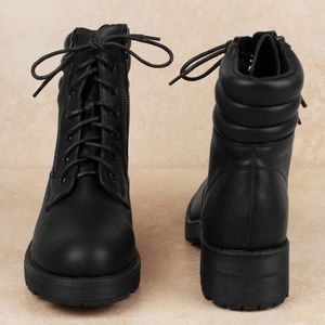 mia morrigan boot